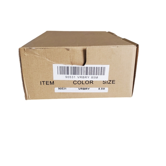 NEW IN BOX Boston Design Studios Women's Heels Studded Pumps Size 8.5 - Picture 15 of 15